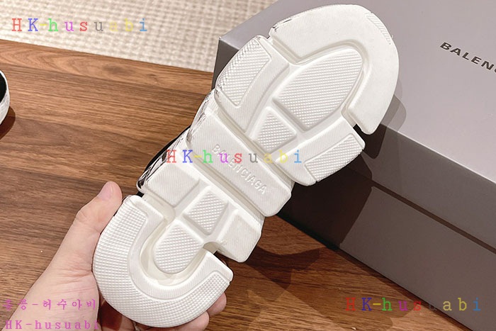 NEW 발렌시아가 신발 신상 C 857001