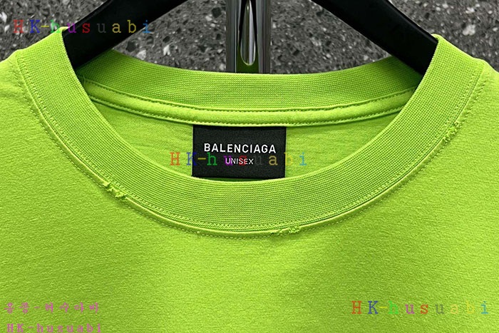 NEW 발렌시아가 반팔티 신상 B 857207