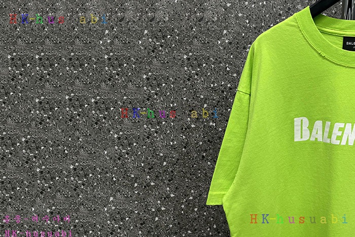 NEW 발렌시아가 반팔티 신상 B 857207