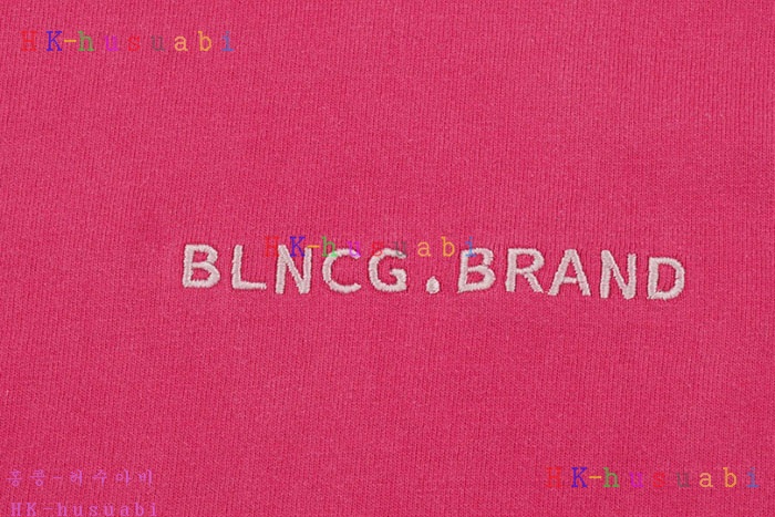 NEW 발렌시아가 반팔티 신상 B 668002