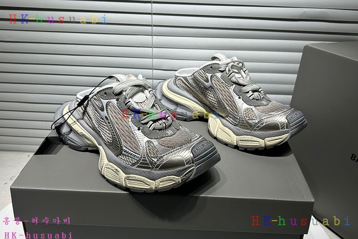 NEW 발렌시아가 신발 신상 B 858807