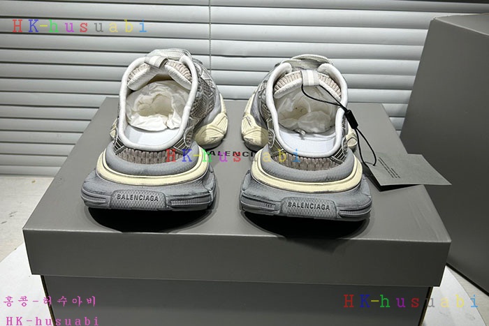 NEW 발렌시아가 신발 신상 B 858807