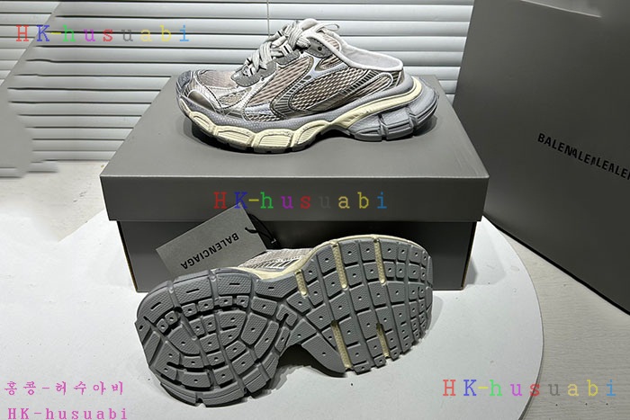 NEW 발렌시아가 신발 신상 B 858807