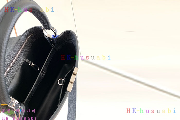 ★미러급★루이비통 LV x YK 카퓌신 M21663 (사이즈선택)