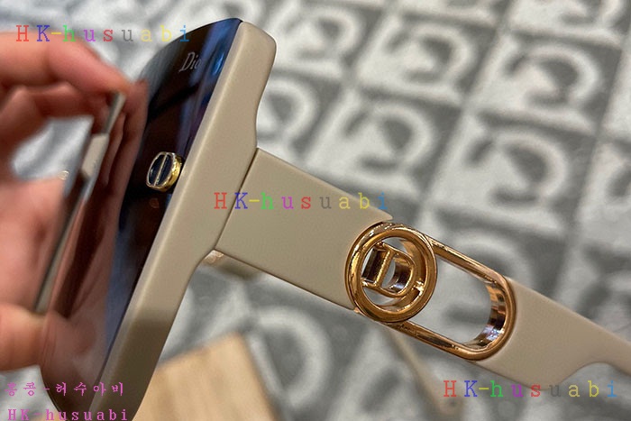 NEW 디올 선글라스 신상 DR 582212
