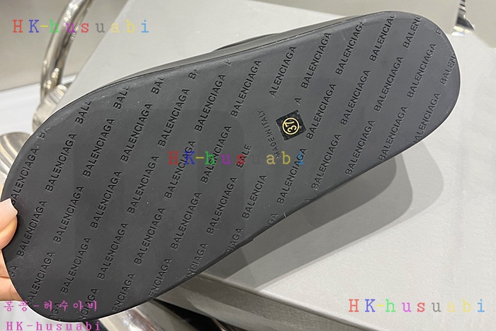 NEW 발렌시아가 신발 신상 B 246602