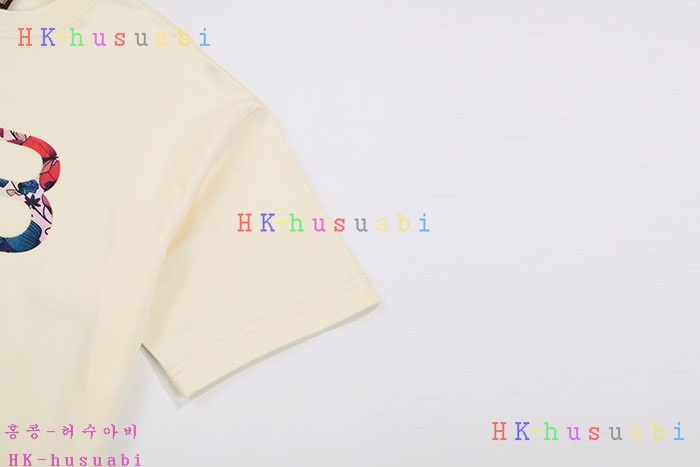 NEW 발렌시아가 반팔티 신상 B 552804