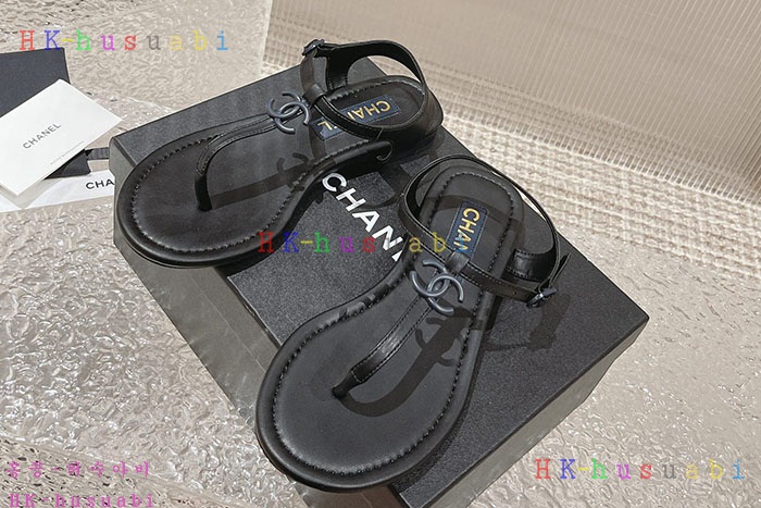 NEW 샤넬 샌들 신상 C 558204
