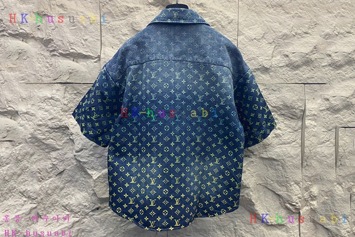NEW 루이비통 상의 신상 LV 968232