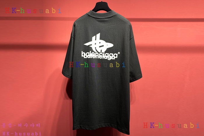 NEW 발렌시아가 반팔티 신상 B 6829027
