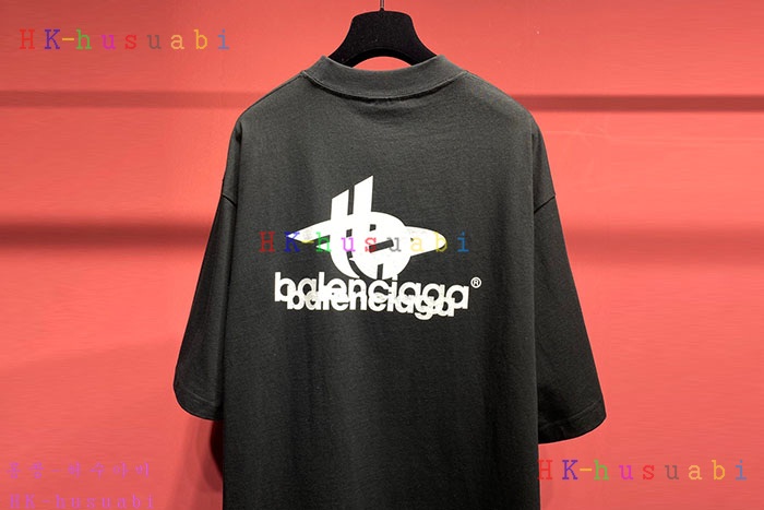 NEW 발렌시아가 반팔티 신상 B 6829027