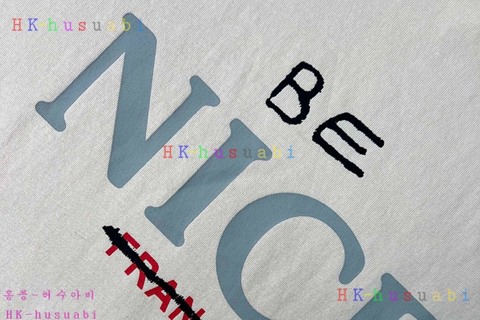 NEW 발렌시아가 반팔티 신상 B 689907