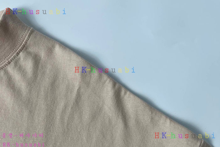 NEW 발렌시아가 반팔티 신상 B 689907