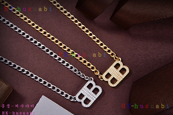 NEW 발렌시아가 목걸이 신상 B 692504