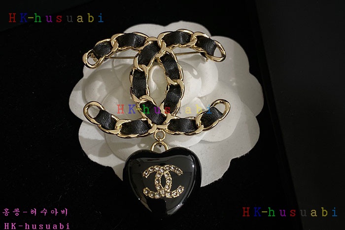NEW 샤넬 브로치 신상 C 595527