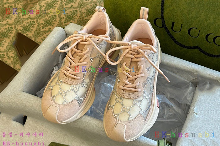 NEW 구찌 스니커즈 신상 GU 692251