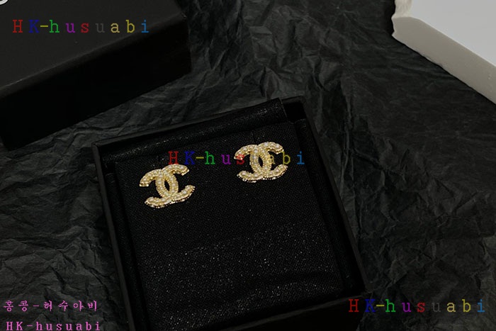 NEW 샤넬 귀걸이 신상 C 8250103
