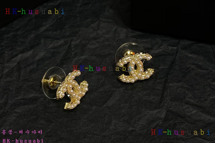 NEW 샤넬 귀걸이 신상 C 8250103