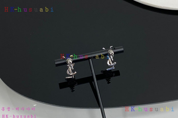NEW 입생로랑 귀걸이 신상 SL 925018