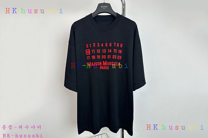 NEW 메종 메르지엘라 반팔티 신상 M 8857032