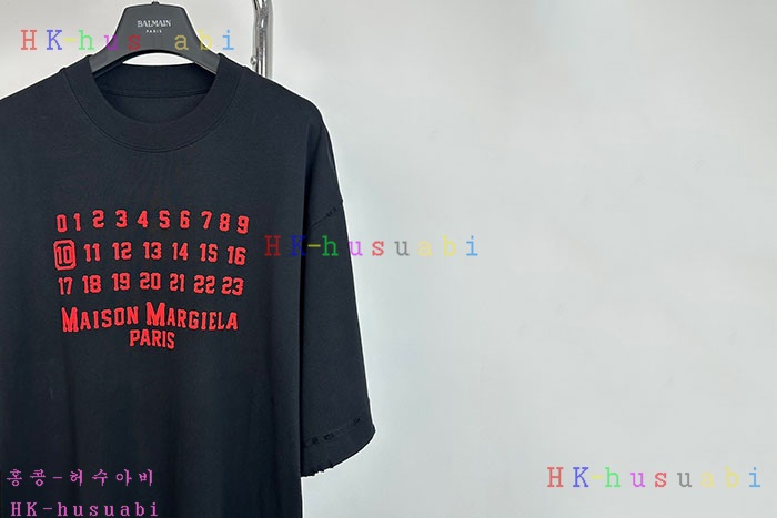 NEW 메종 메르지엘라 반팔티 신상 M 8857032