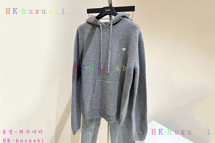 NEW 셀린느 니트 신상 C 857012