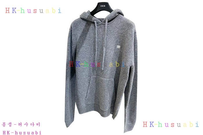 NEW 셀린느 니트 신상 C 857012