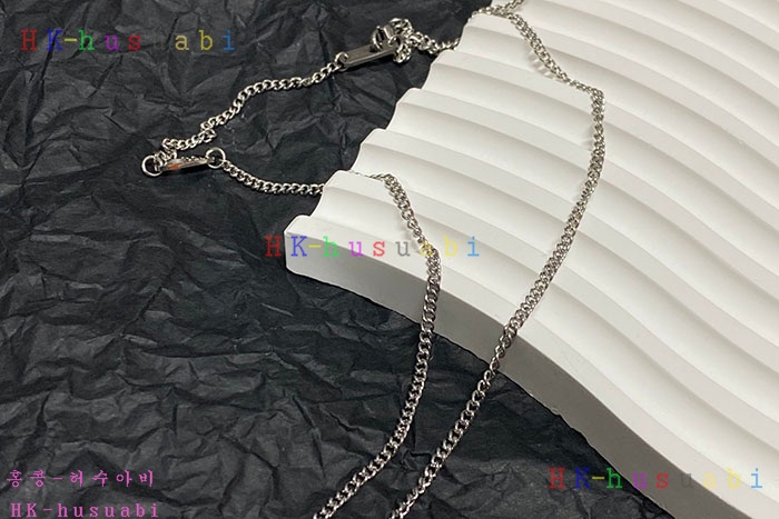 NEW 루이비통 목걸이 신상 LV 104521