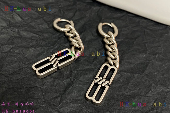 NEW 발렌시아가 귀걸이 신상 B 955812