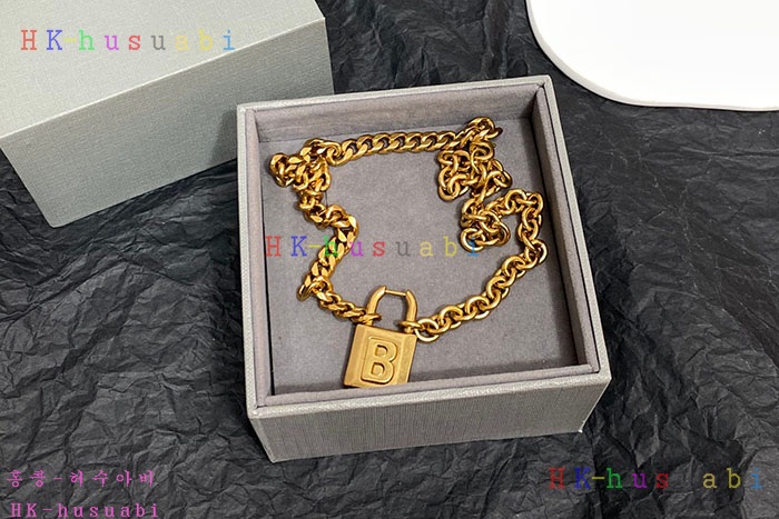 NEW 발렌시아가 목걸이 신상 B 955820