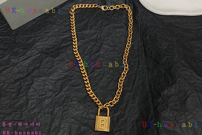 NEW 발렌시아가 목걸이 신상 B 955820