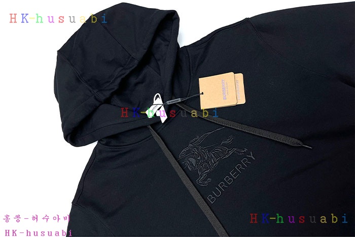 NEW 버버리 후드티 신상 BB 885704