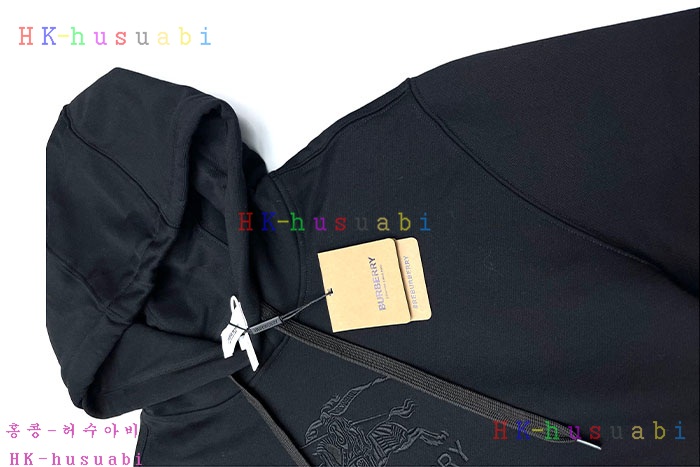 NEW 버버리 후드티 신상 BB 885704