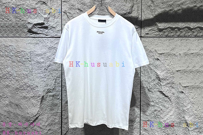 NEW 프라다 반팔티 신상 P 9289950