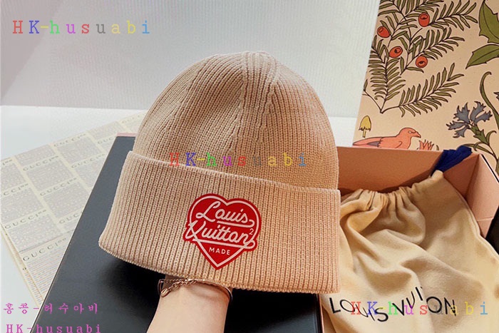 NEW 루이비통 모자 신상 LV 2528901