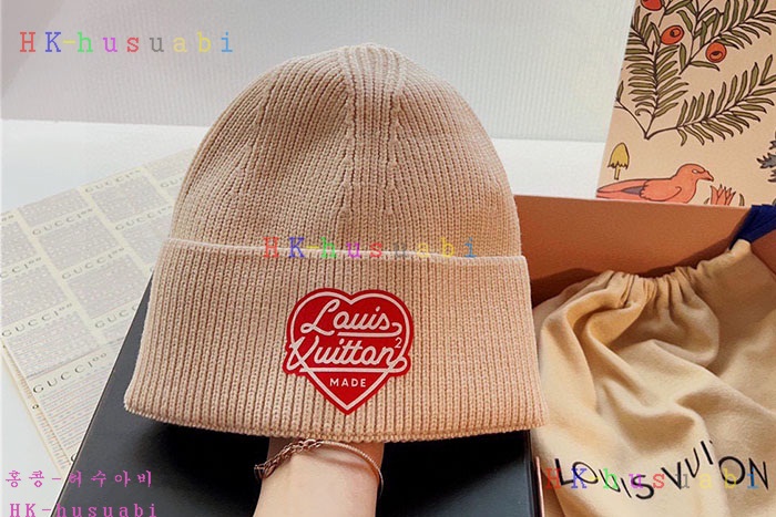 NEW 루이비통 모자 신상 LV 2528901