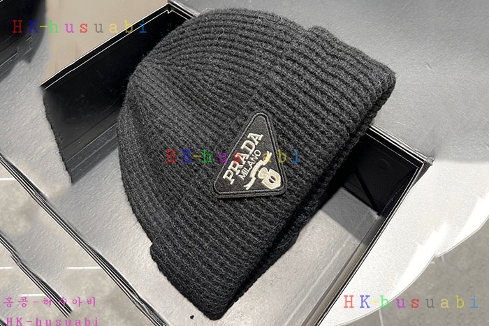 NEW 프라다 모자 신상 P 24540103