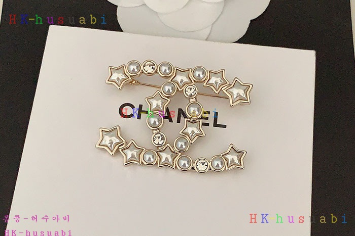 NEW 샤넬 브로치 신상 C  2408806