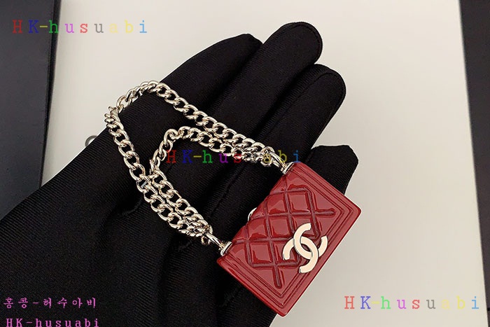 NEW 샤넬 브로치 신상 C  2408833