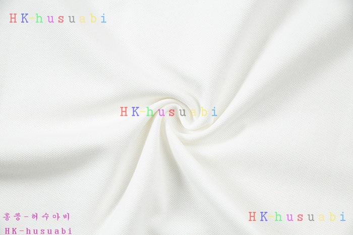 NEW 버버리 반팔티 신상 BB  572252