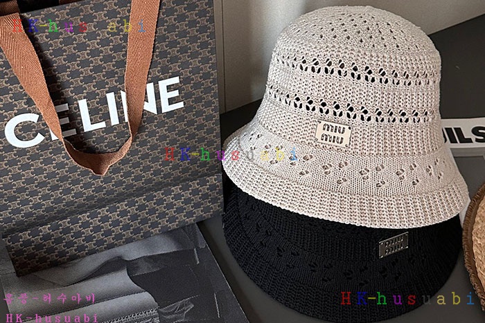 NEW 미우미우 모자 신상 M 4250112