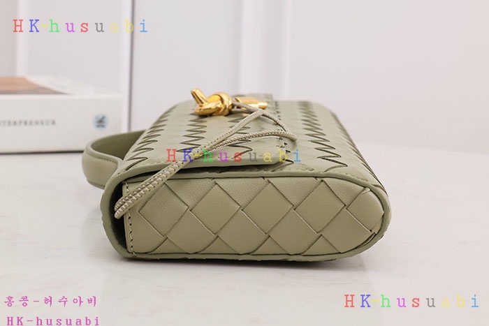 ★미러급★보테가베네타 롱 핸들 클러치 741511-3