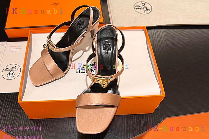 NEW 에르메스 신발 신상 H 256602