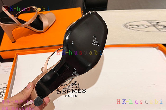 NEW 에르메스 신발 신상 H 256602