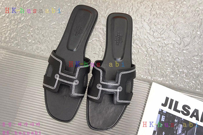 NEW 에르메스 샌들 신상 H 966902