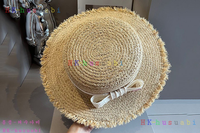 NEW 미우미우  모자 신상 M 335050