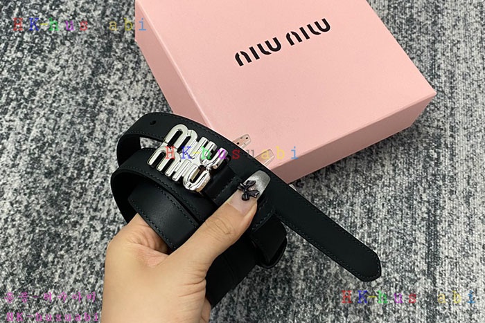 NEW 미우미우 벨트 신상 MU 0311005