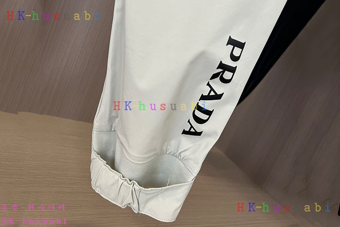 NEW 프라다 바지 신상 P 611404