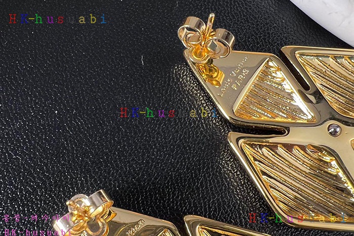 NEW 루이비통 귀걸이 신상 LV 955813