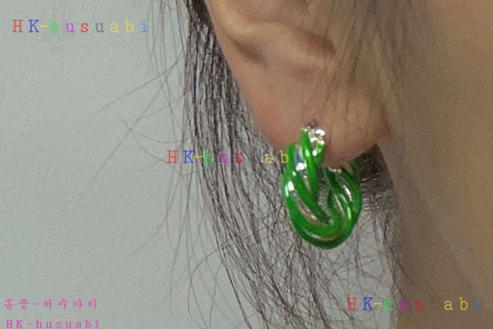 NEW 보테가베네타 귀걸이 신상  BV 958004